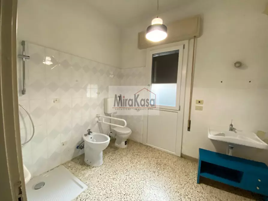 Immagine 13 di Villa in vendita  in Via Varese a Cervia