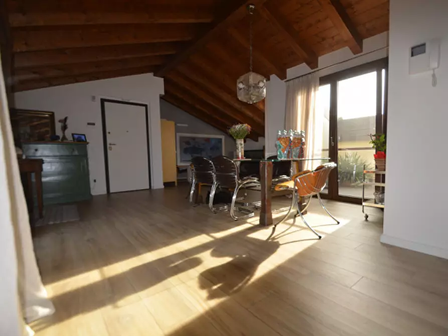 Immagine 1 di Appartamento in vendita  a Pavia