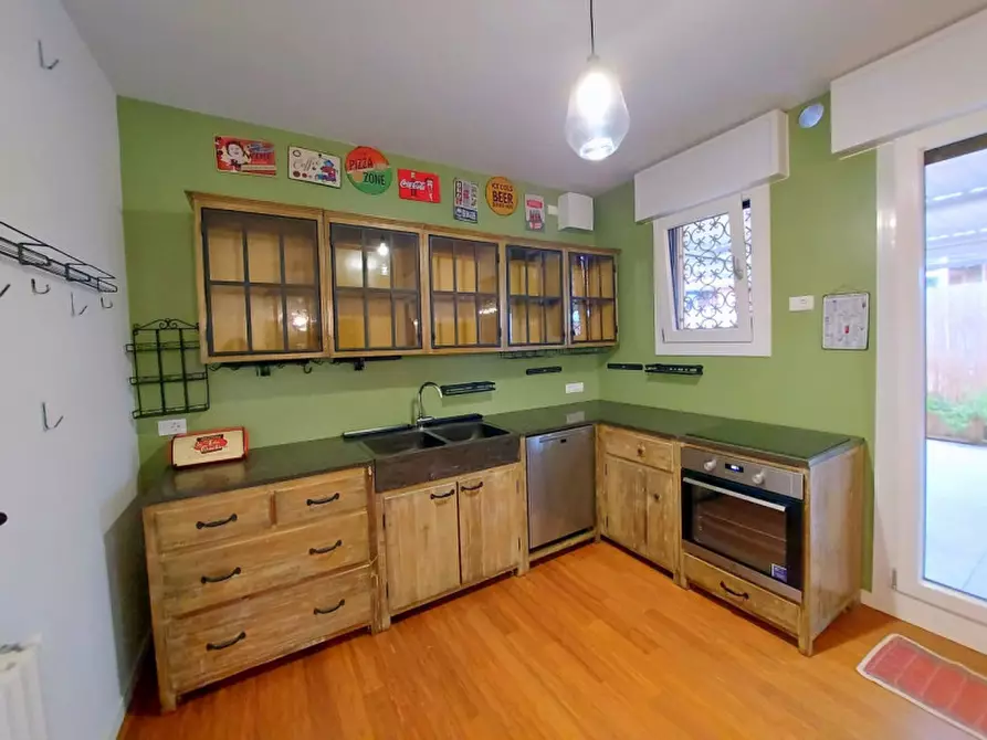 Immagine 5 di Appartamento in vendita  in VIA PESCHIERA a Padova