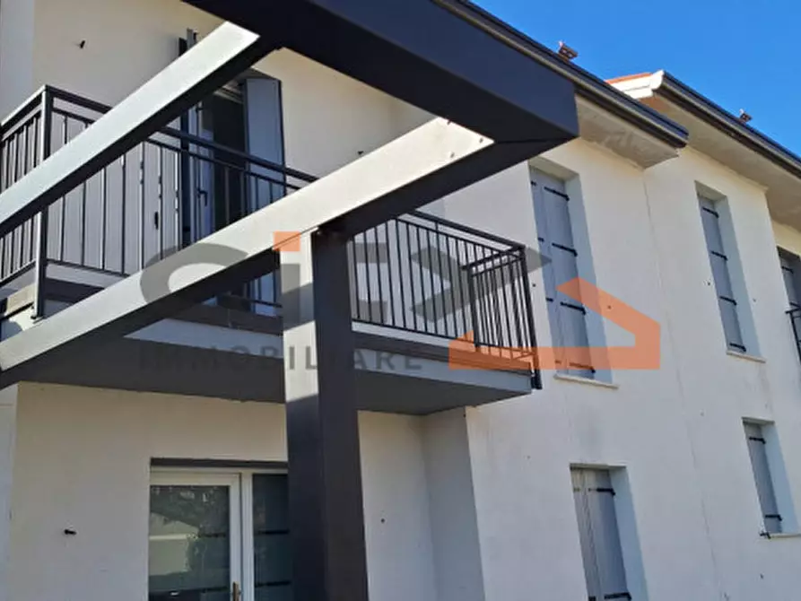 Immagine 1 di Villetta a schiera in vendita  in Romano d'Ezzelino a Romano D'ezzelino