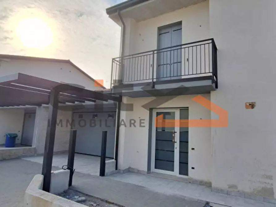 Immagine 2 di Villetta a schiera in vendita  in Romano d'Ezzelino a Romano D'ezzelino