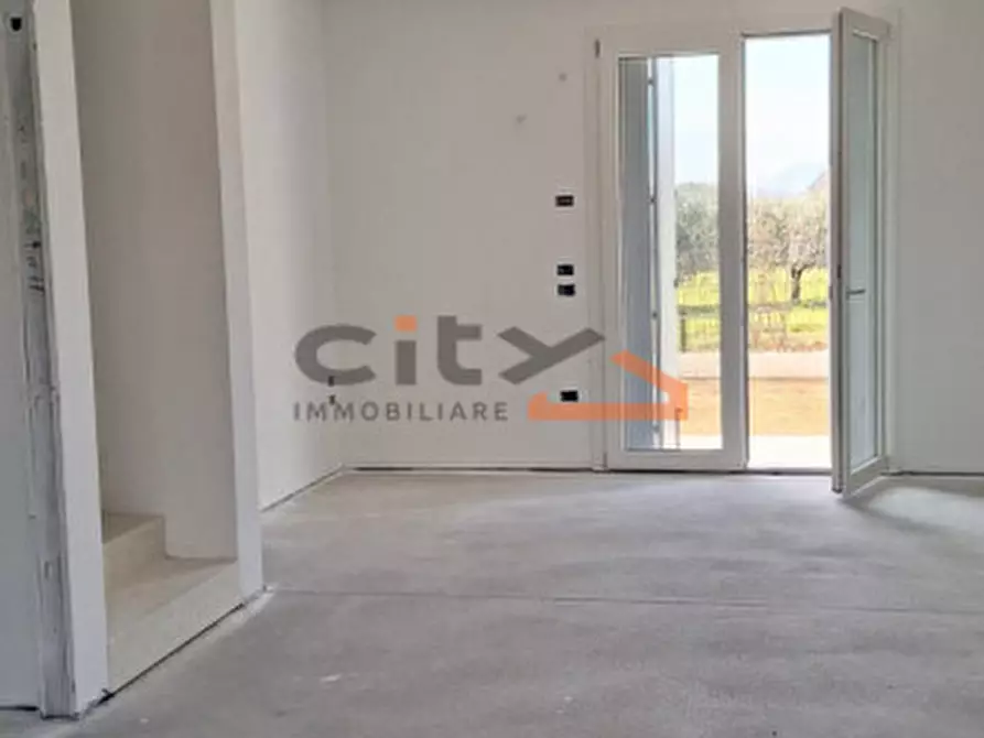 Immagine 8 di Villetta a schiera in vendita  in Romano d'Ezzelino a Romano D'ezzelino