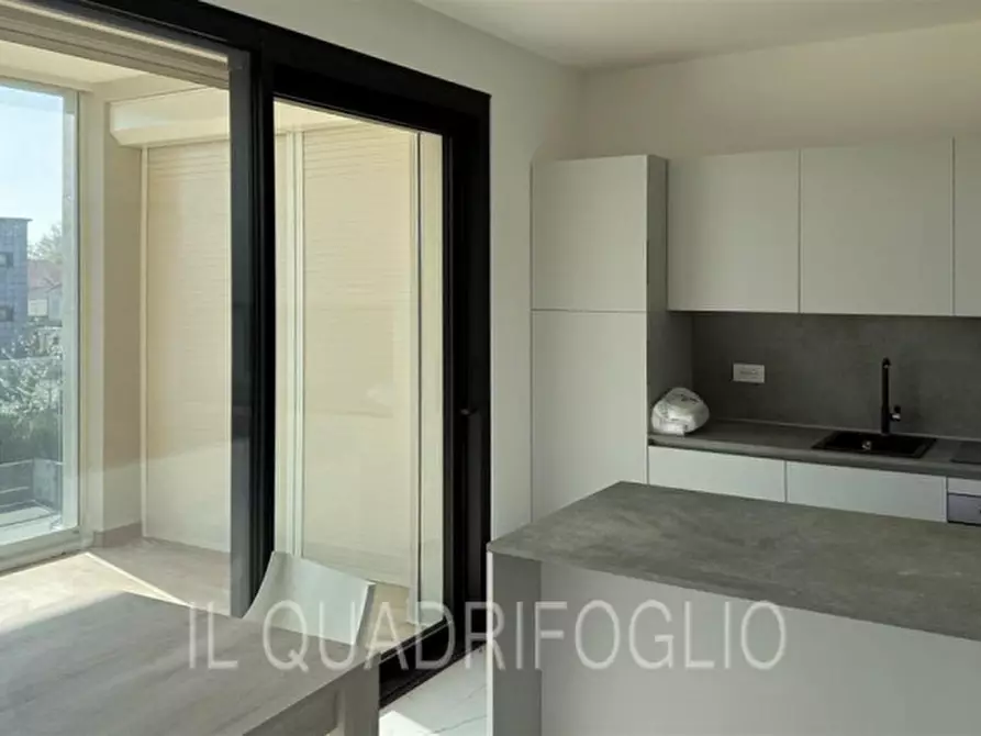 Immagine 2 di Appartamento in vendita  in Viale Carducci a Cesenatico