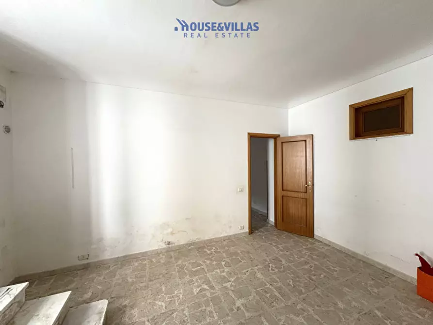 Immagine 12 di Casa indipendente in vendita  in piazza taranto a Noto