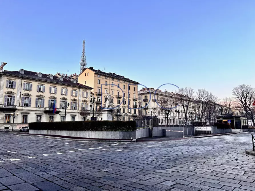 Immagine 12 di Appartamento in affitto  in corso re umberto 5 a Torino