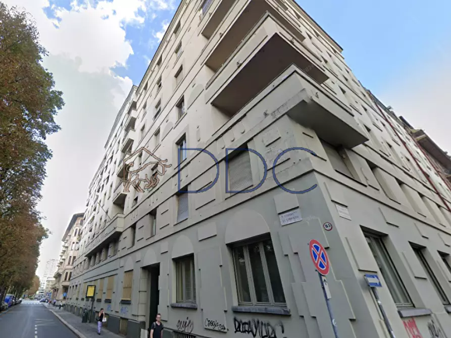 Immagine 14 di Appartamento in affitto  in corso re umberto 5 a Torino