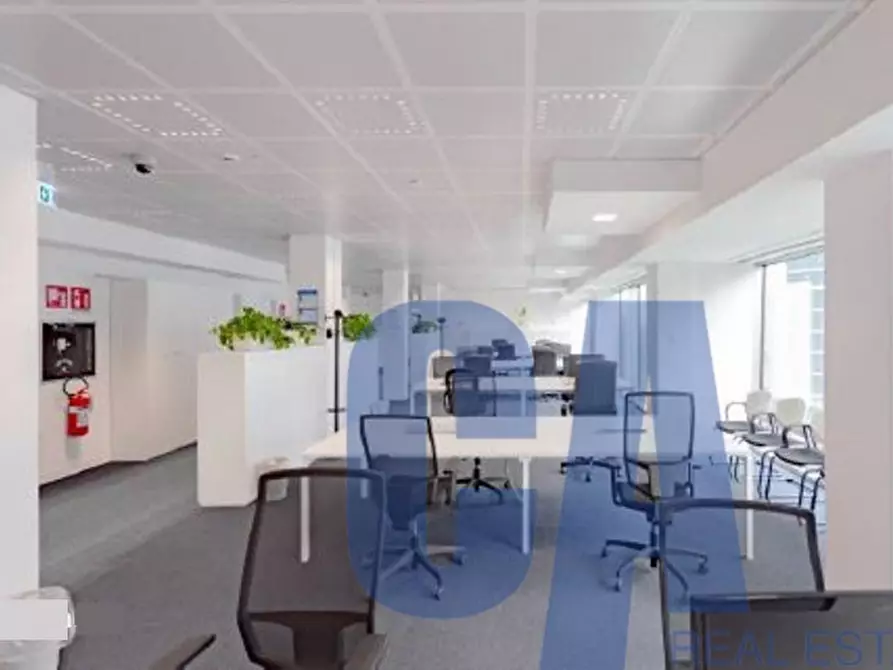 Immagine 1 di Ufficio in affitto  in VIA GIOIA MELCHIORRE a Milano