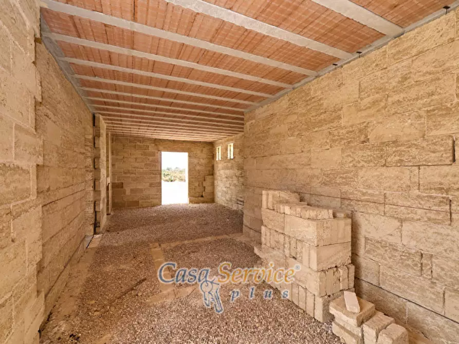 Immagine 3 di Villa in vendita  in sp 54 a Taviano