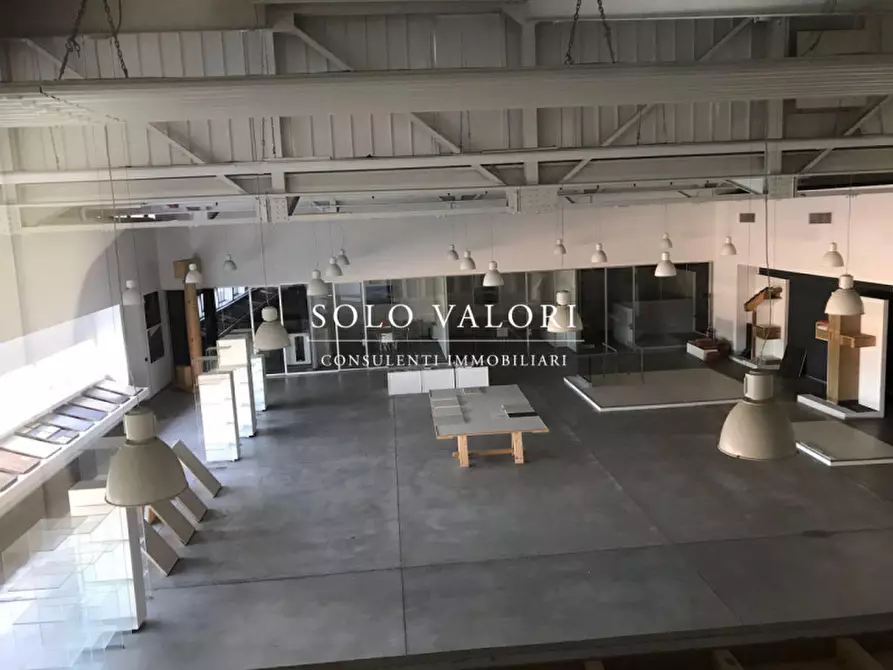 Immagine 18 di Capannone industriale in affitto  a Pordenone