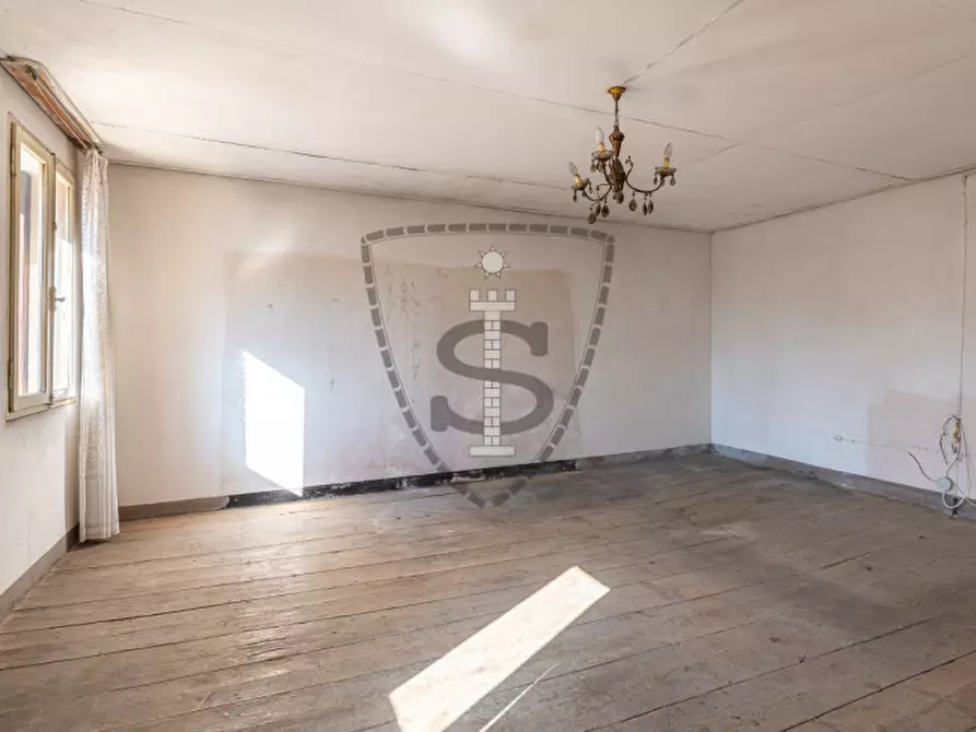 Immagine 21 di Villetta a schiera in vendita  in Via Paroli, 11 a Salcedo