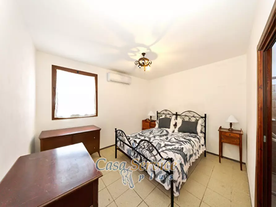 Immagine 22 di Casa indipendente in vendita  in Viale della Satureggia a Matino