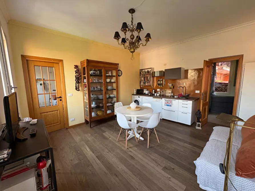 Immagine 18 di Appartamento in vendita  in piazza de' renzi a Roma