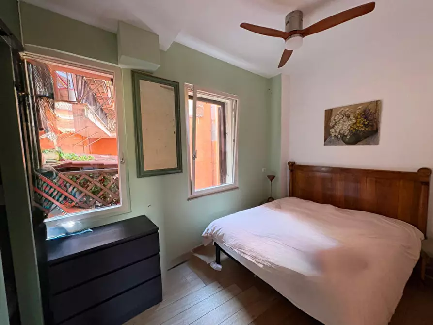 Immagine 23 di Appartamento in vendita  in piazza de' renzi a Roma