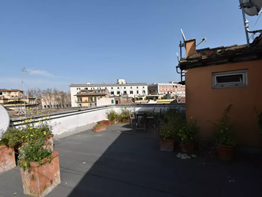 Immagine 53 di Appartamento in vendita  in piazza de' renzi a Roma