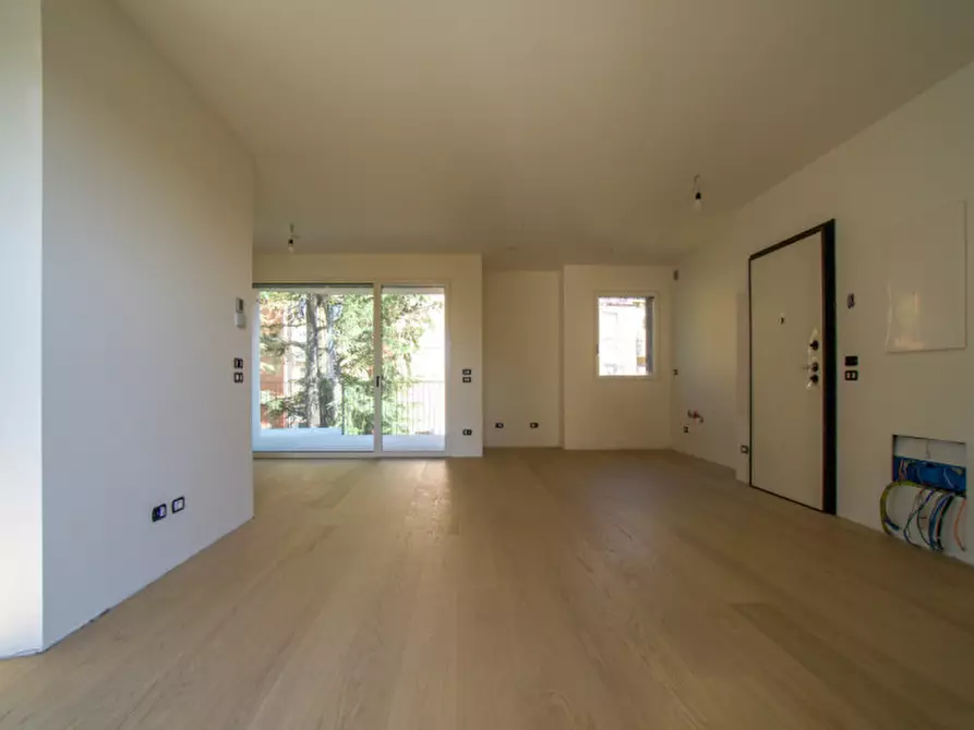 Immagine 2 di Appartamento in vendita  a Verona