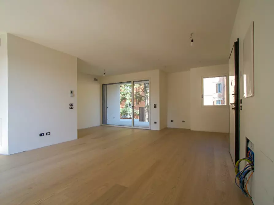 Immagine 3 di Appartamento in vendita  a Verona