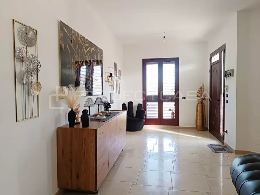 Immagine 4 di Villa in vendita  a Scorrano