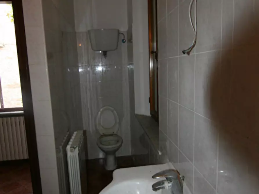 Immagine 12 di Casa indipendente in vendita  a Sinalunga