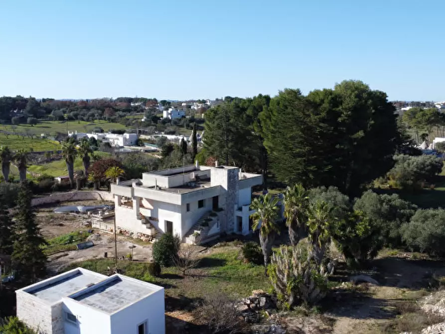 Immagine 1 di Hotel in vendita  in contrada tanzarella a Cisternino