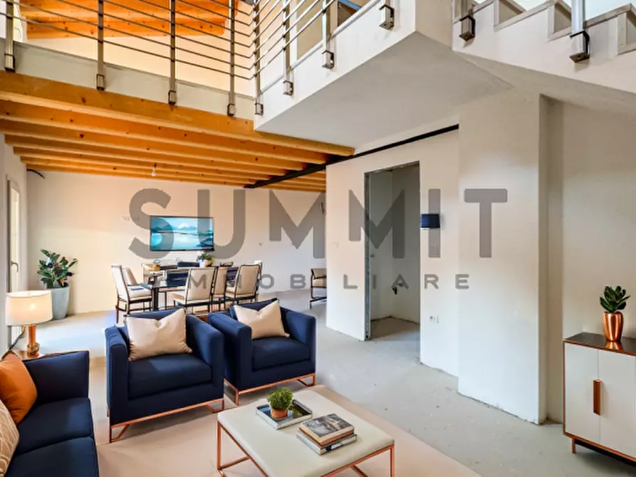 Immagine 2 di Appartamento in vendita  in schio a Schio