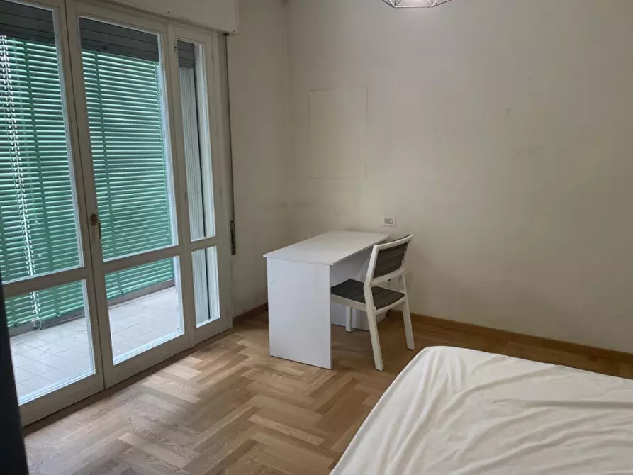 Immagine 10 di Camera in affitto  in via mezzabati a Padova