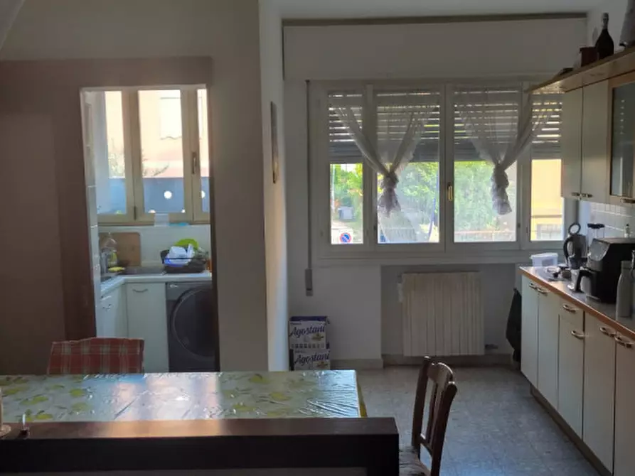 Immagine 17 di Camera in affitto  in via mezzabati a Padova