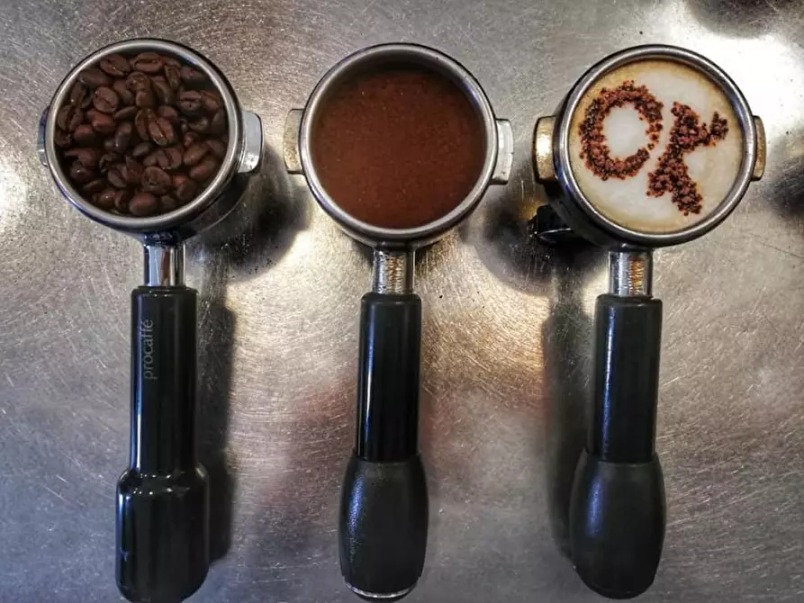 Immagine 15 di Attività commerciale in vendita  in via gavardina a Bedizzole