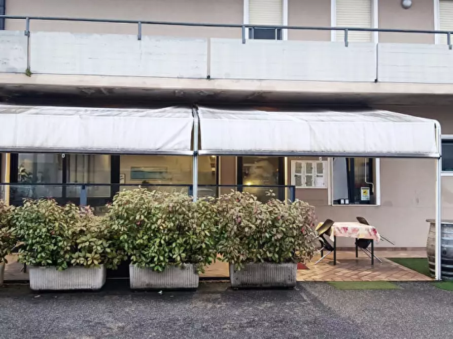 Immagine 24 di Attività commerciale in vendita  in via gavardina a Bedizzole