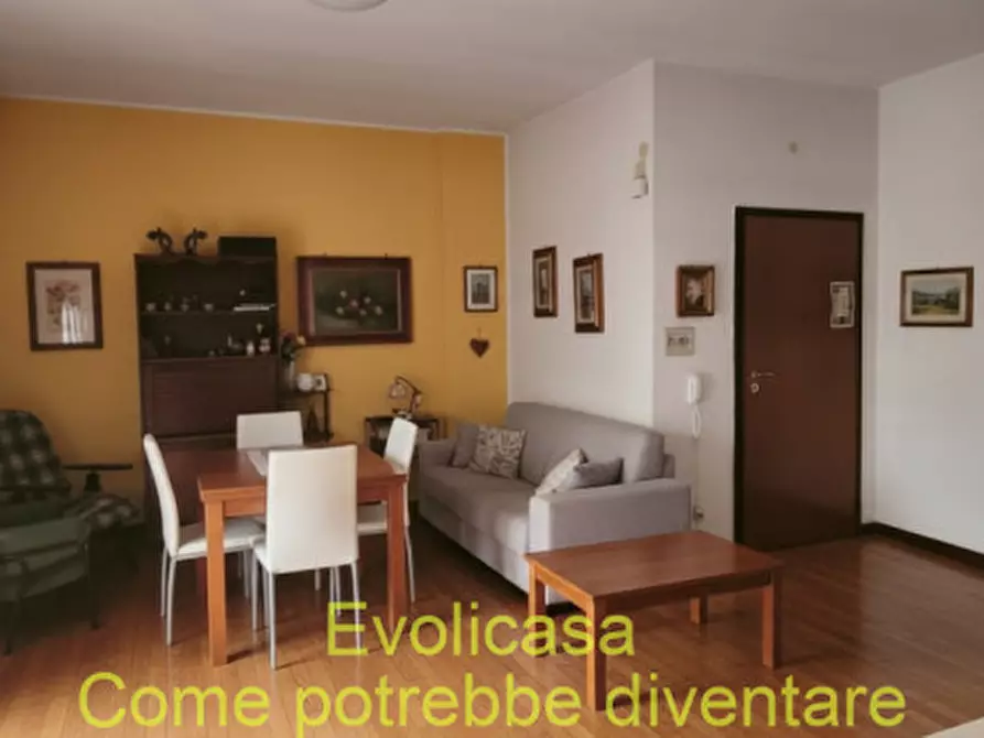 Immagine 8 di Appartamento in vendita  in Via Umberto Nobile a Eboli