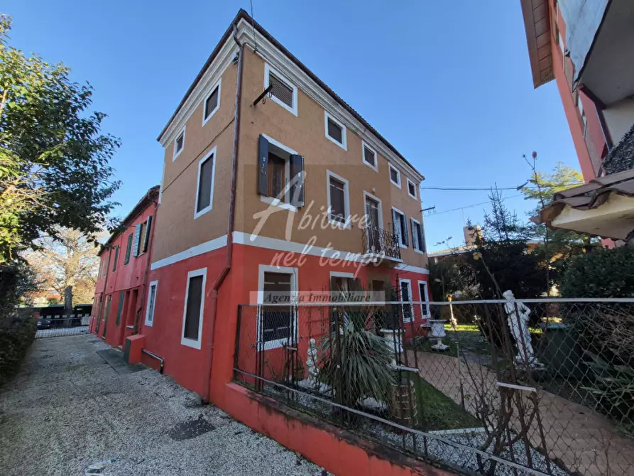 Immagine 23 di Palazzo in vendita  in VIALE DELLA STAZIONE a Cittadella