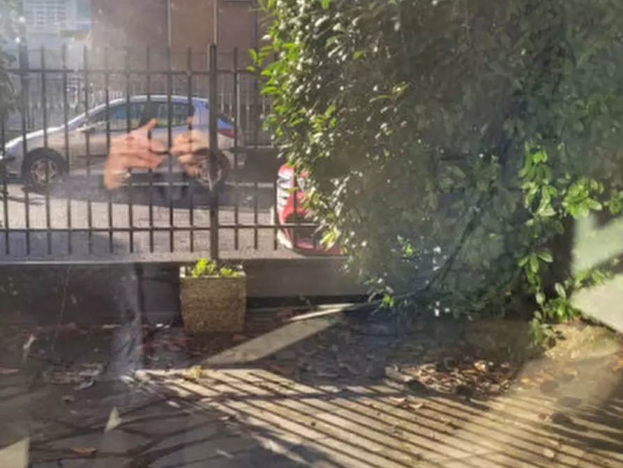 Immagine 9 di Magazzino in vendita  in Via Giuseppe Parini, 10 a Parma