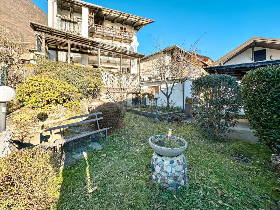 Immagine 1 di Casa indipendente in vendita  in Via Alle Selve 1 a Cesara