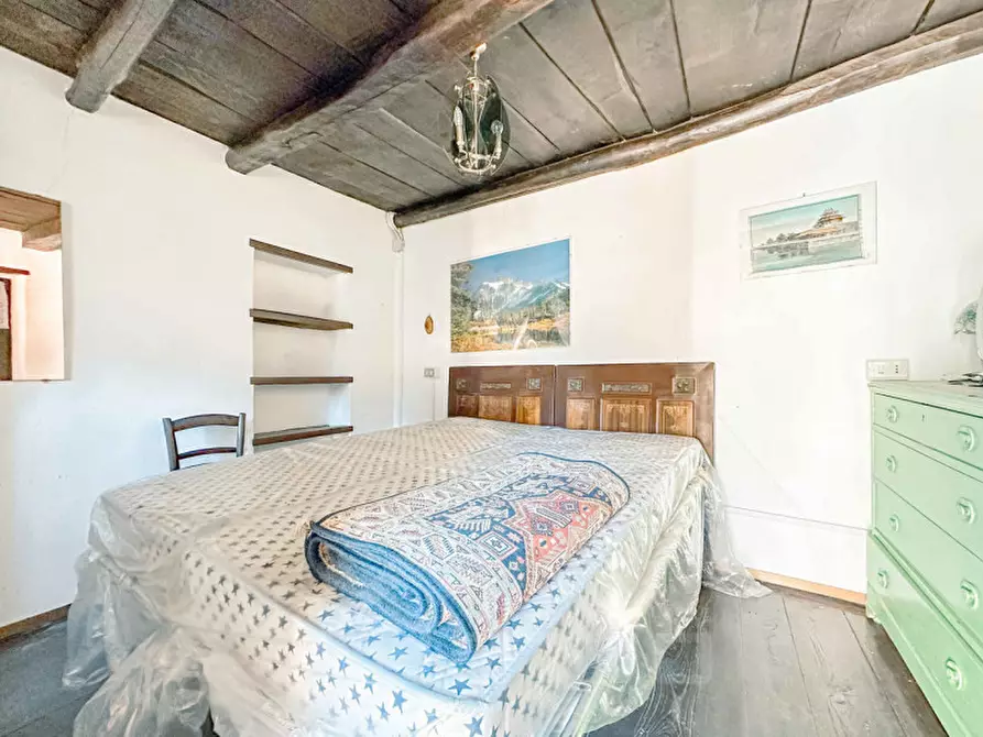 Immagine 9 di Casa indipendente in vendita  in Via Alle Selve 1 a Cesara