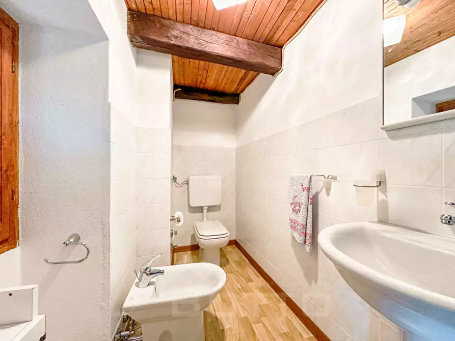 Immagine 12 di Casa indipendente in vendita  in Via Alle Selve 1 a Cesara