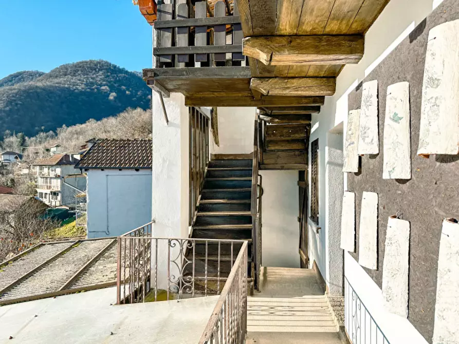 Immagine 16 di Casa indipendente in vendita  in Via Alle Selve 1 a Cesara