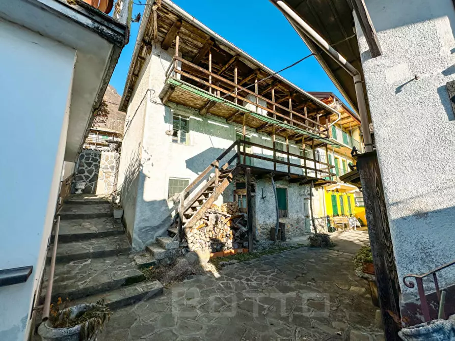 Immagine 22 di Casa indipendente in vendita  in Via Alle Selve 1 a Cesara