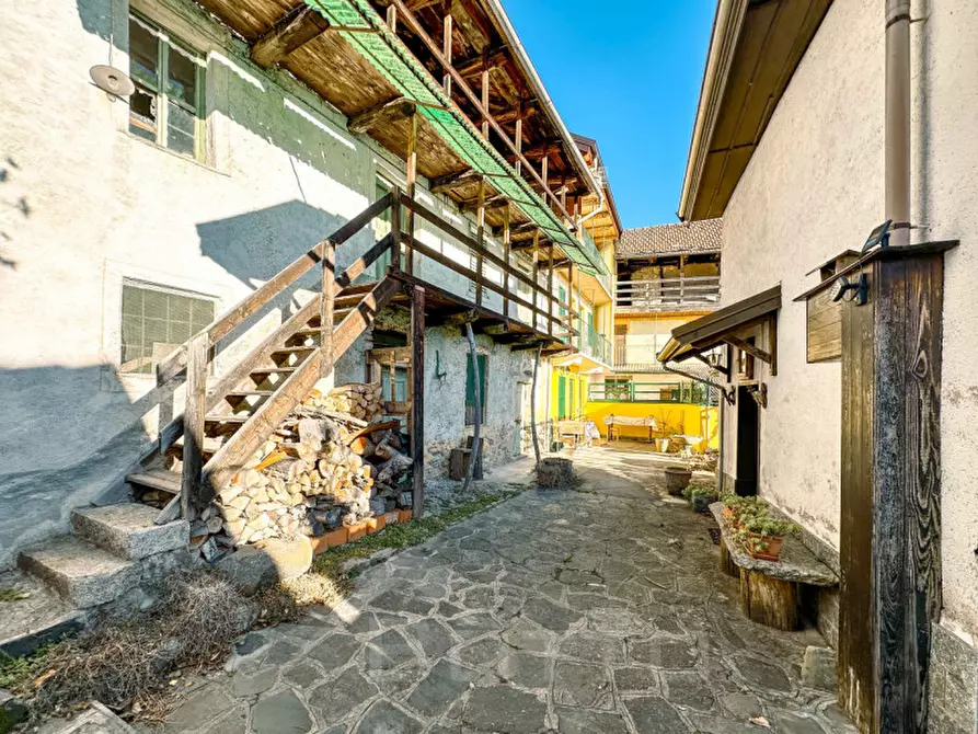 Immagine 23 di Casa indipendente in vendita  in Via Alle Selve 1 a Cesara