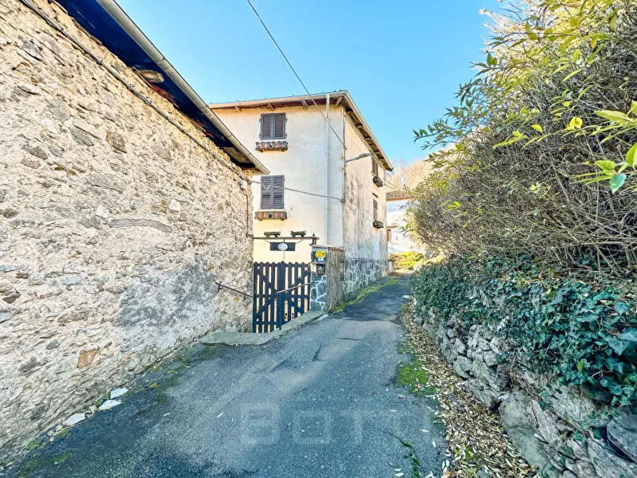 Immagine 25 di Casa indipendente in vendita  in Via Alle Selve 1 a Cesara