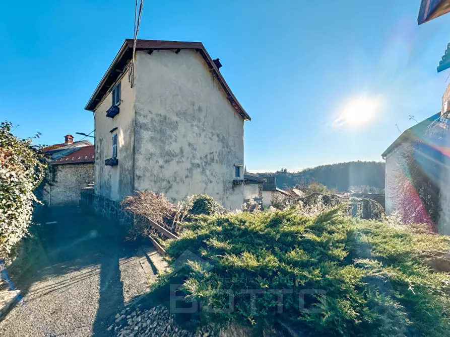 Immagine 26 di Casa indipendente in vendita  in Via Alle Selve 1 a Cesara