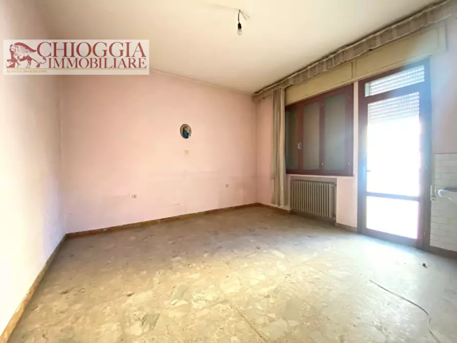 Immagine 4 di Appartamento in vendita  in Via Marco Polo a Chioggia