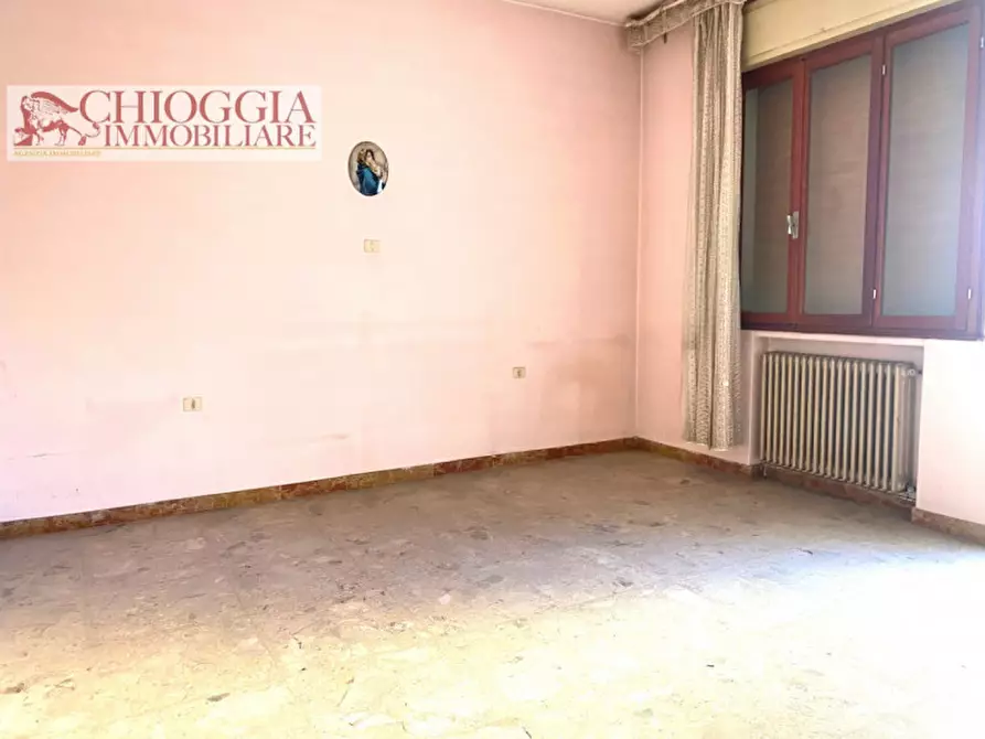 Immagine 5 di Appartamento in vendita  in Via Marco Polo a Chioggia