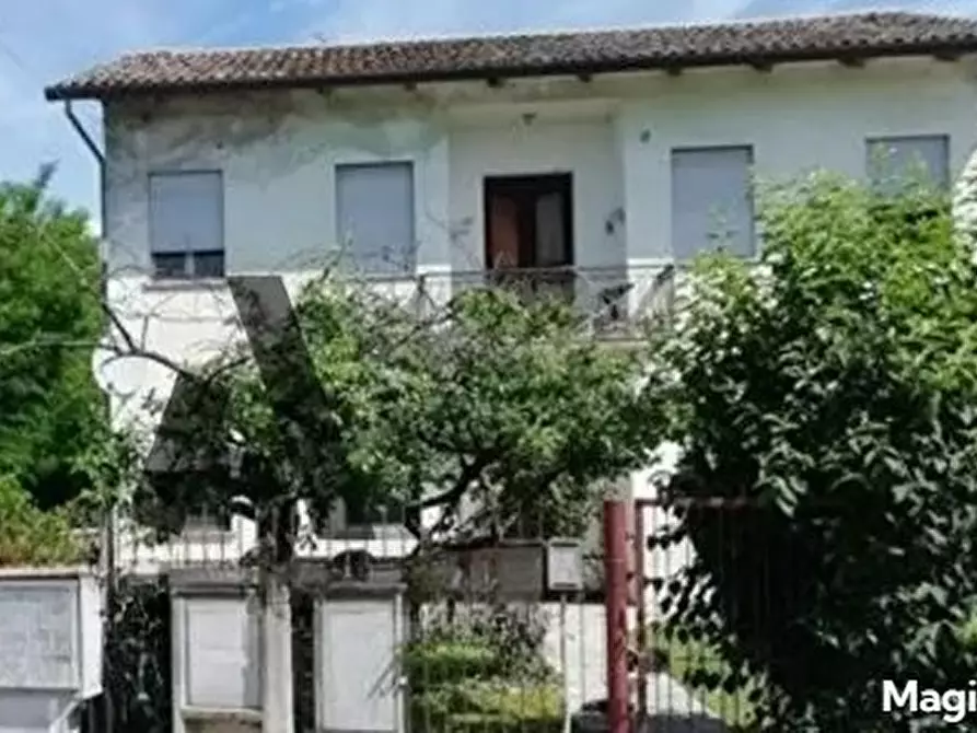 Immagine 3 di Casa indipendente in vendita  in Via Cacciatora, 26 a Loria