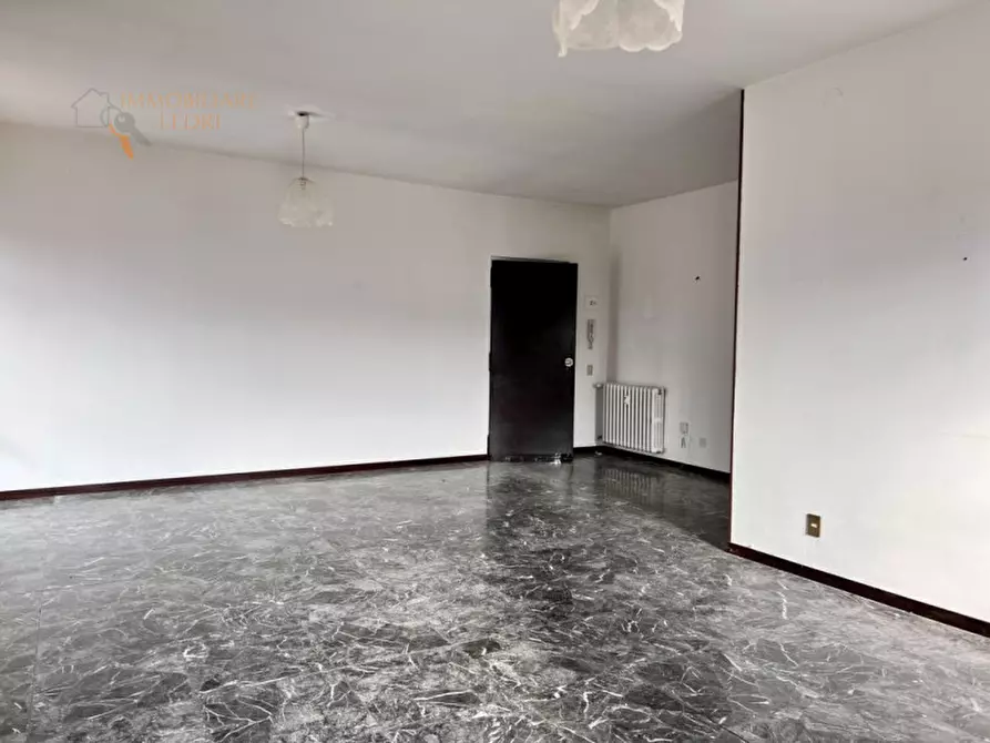 Immagine 3 di Appartamento in vendita  in via F.lli Morandini a Verona