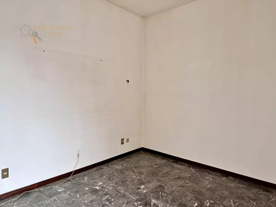 Immagine 13 di Appartamento in vendita  in via F.lli Morandini a Verona