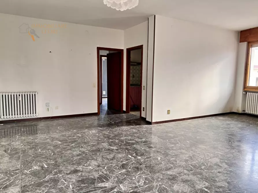 Immagine 17 di Appartamento in vendita  in via F.lli Morandini a Verona