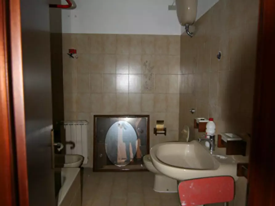 Immagine 3 di Casa indipendente in vendita  a Lucignano