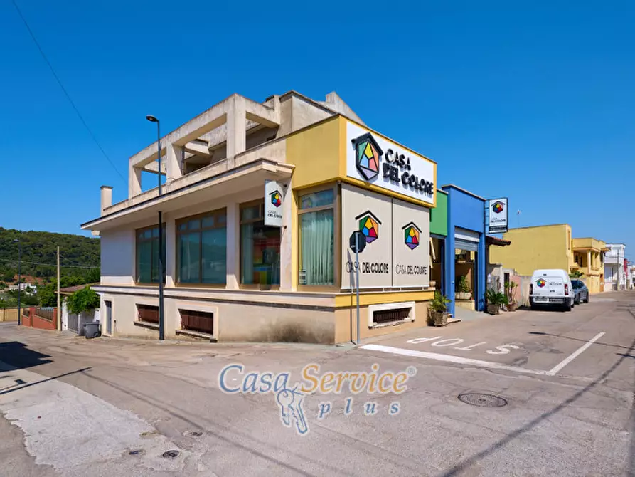 Immagine 4 di Negozio in vendita  in Via Vittorio Emanuele a Supersano