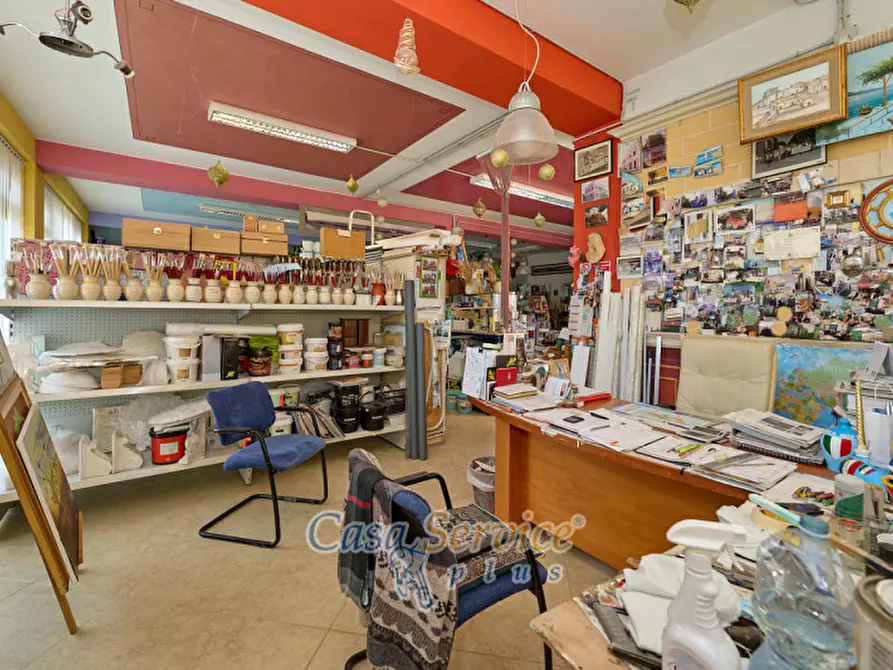 Immagine 20 di Negozio in vendita  in Via Vittorio Emanuele a Supersano