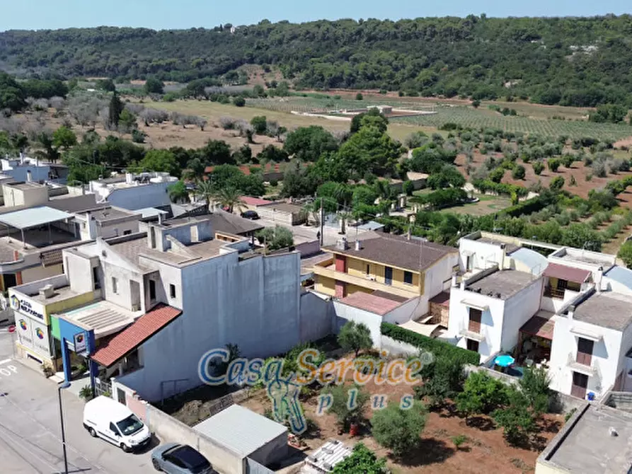 Immagine 35 di Negozio in vendita  in Via Vittorio Emanuele a Supersano