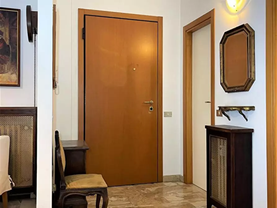 Immagine 8 di Attico in vendita  in viale Roma a Rimini